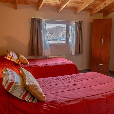 Cabanas Cumbres Nevadas El Chalten Exterior photo